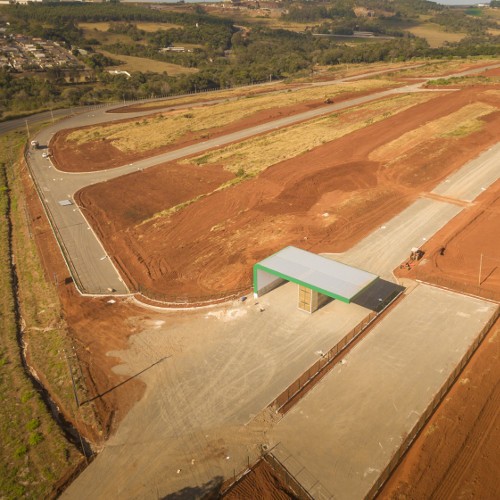 condominio-industrial-apucarana-green-cap-portico